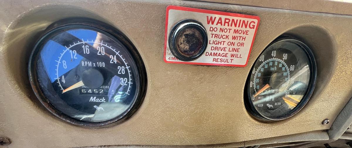 Used 1977 MACK RS767LST