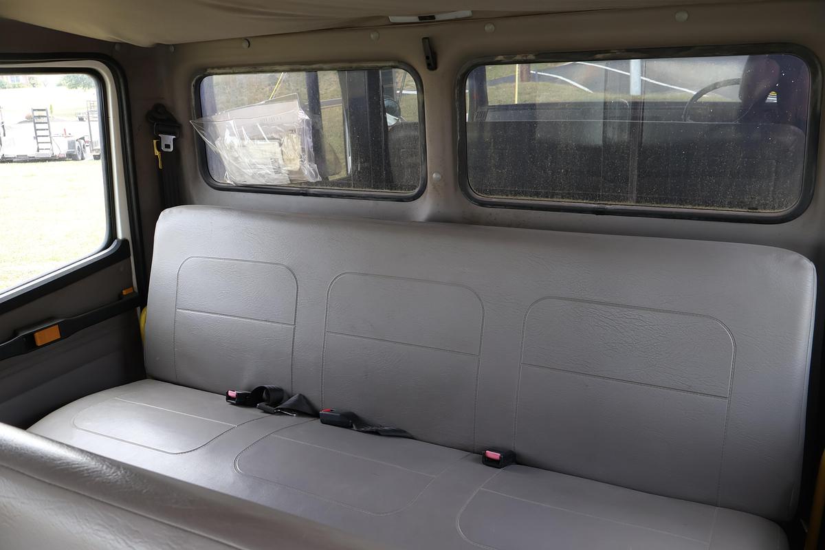 Used 2003 FREIGHTLINER FL70