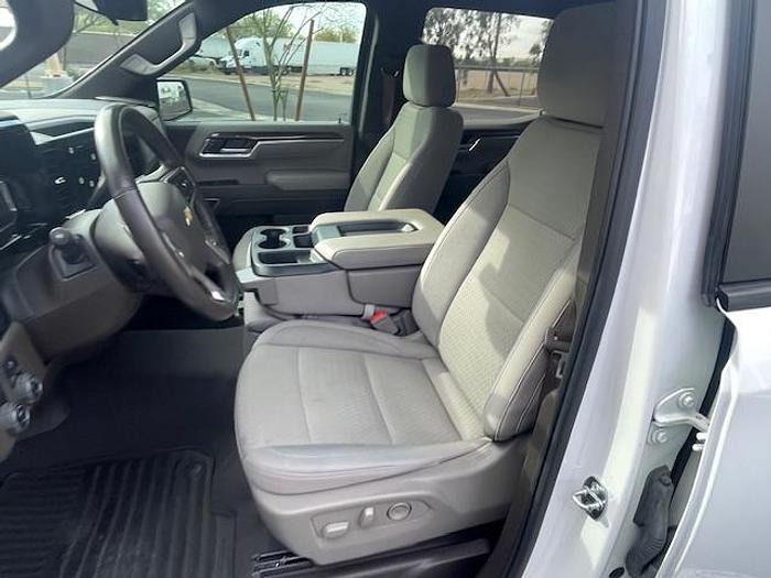 Used 2022 CHEVROLET Silverado 1500 LT (2WD)