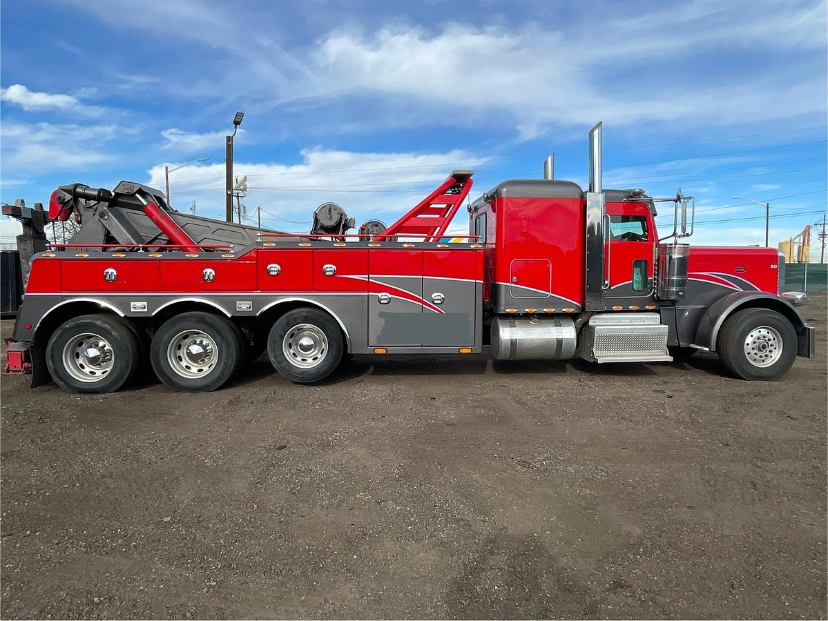 Used 2012 PETERBILT 389