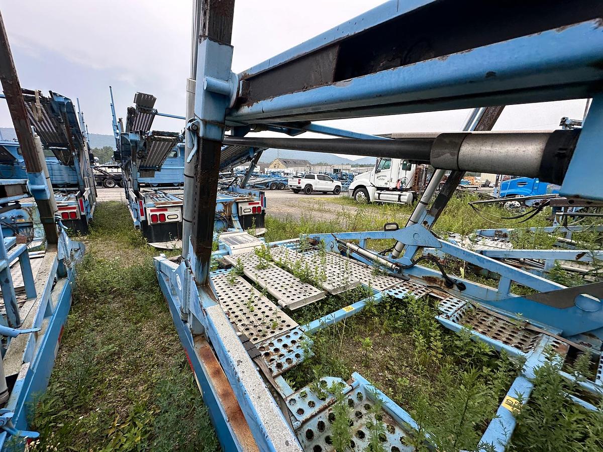 Used 2015 VOLVO VAH Auto Hauler