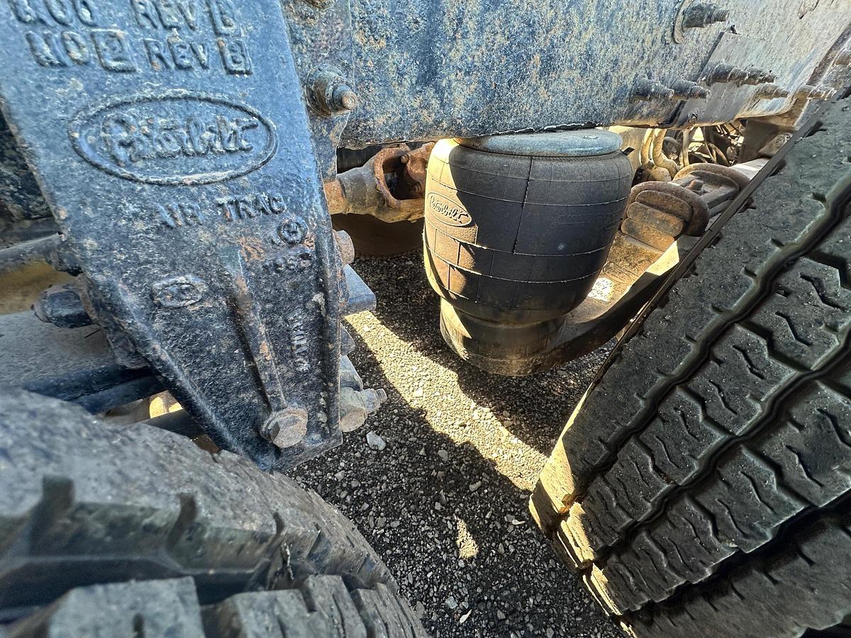 Used 2016 PETERBILT 365