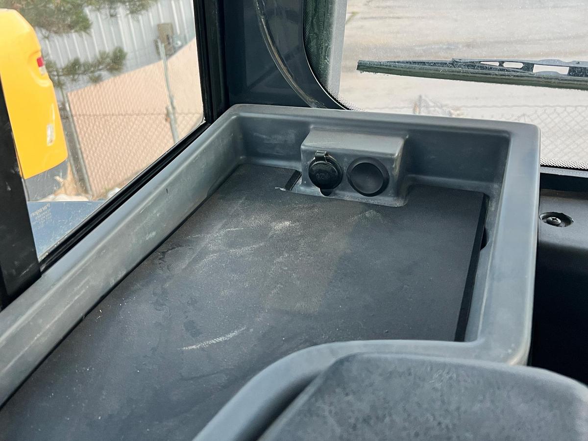 Used 2019 DEERE 750k LGP