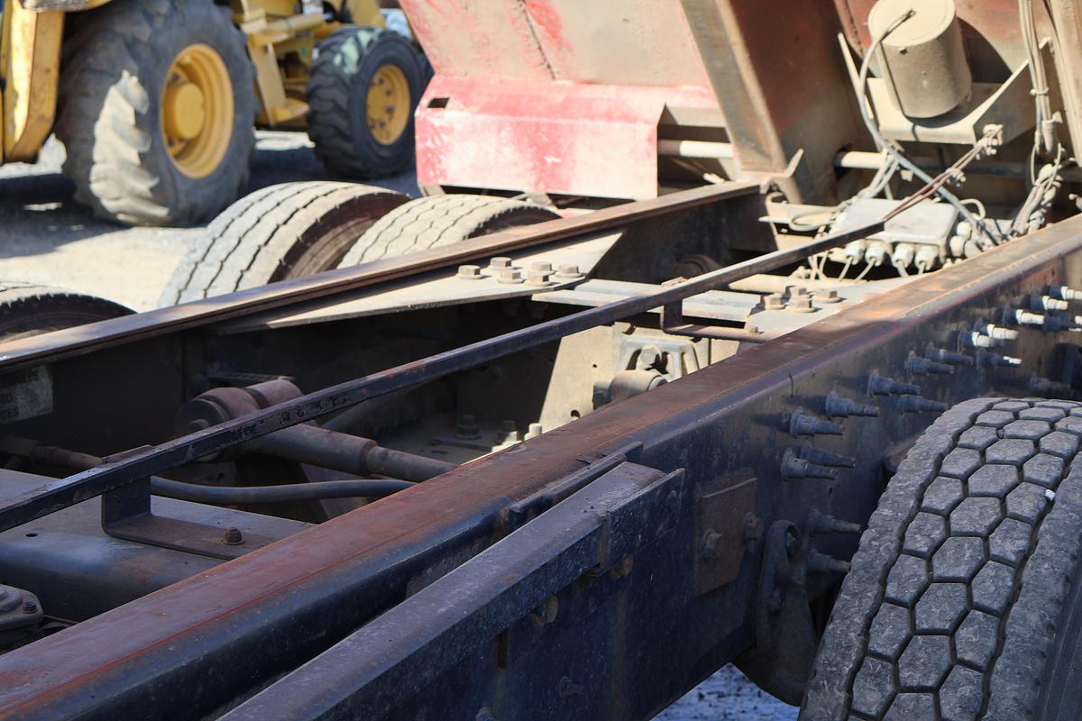 Used 2015 INTERNATIONAL 5900I SBA