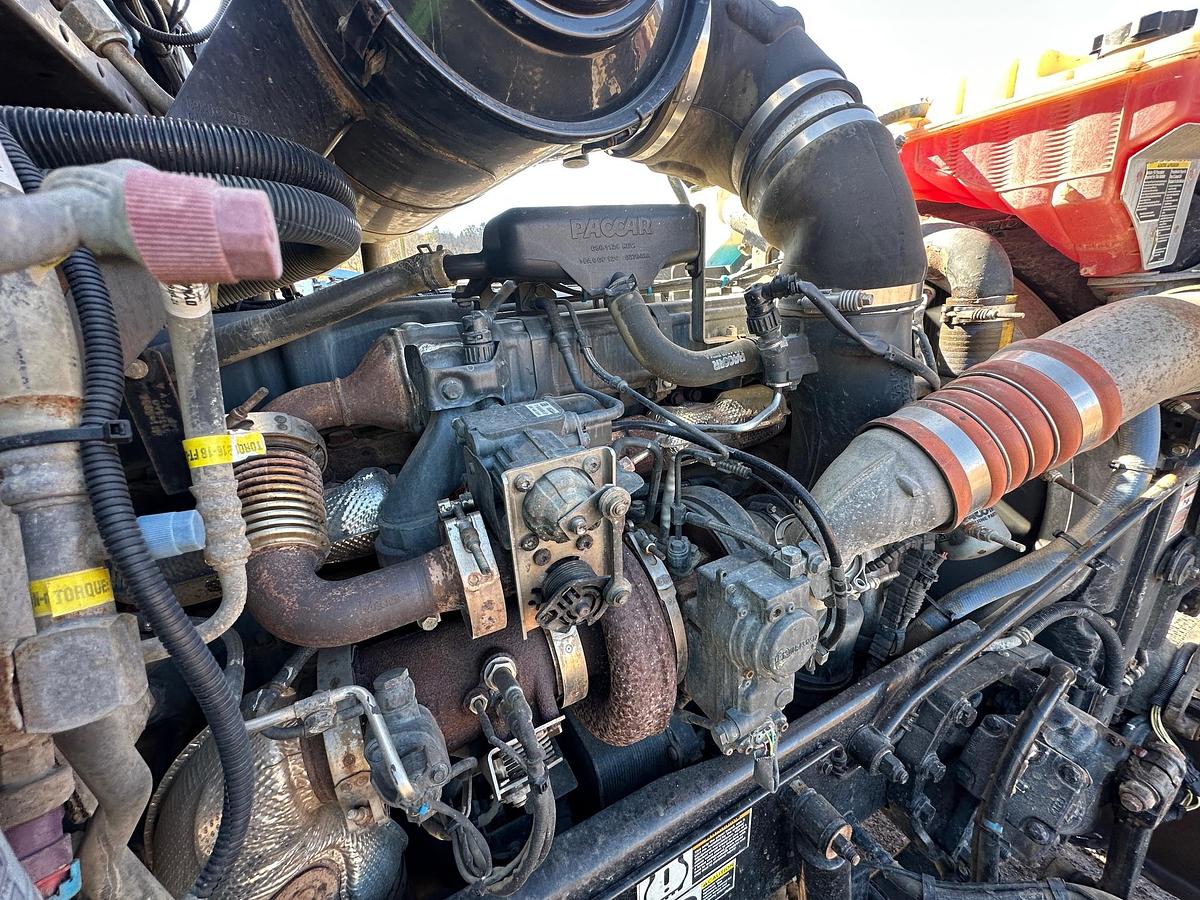 Used 2016 PETERBILT 365