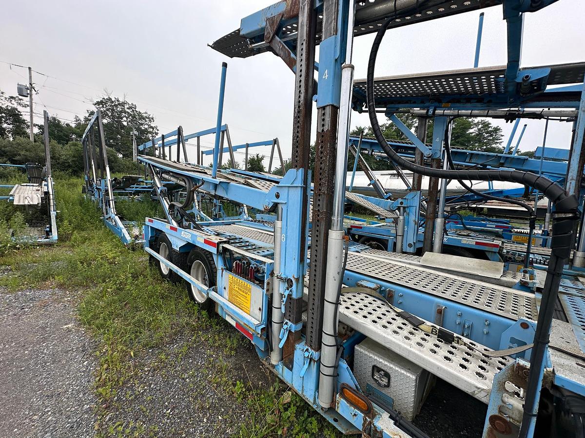 Used 2015 VOLVO VAH Auto Hauler