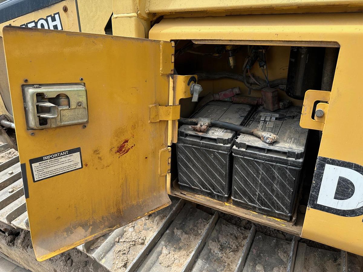 Used 2001 DEERE 450H