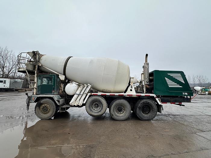 Used 2007 PHOENIX Front Discharge Mixer