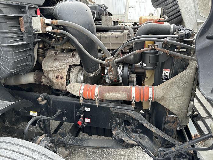 Used 2015 FREIGHTLINER Cascadia 125