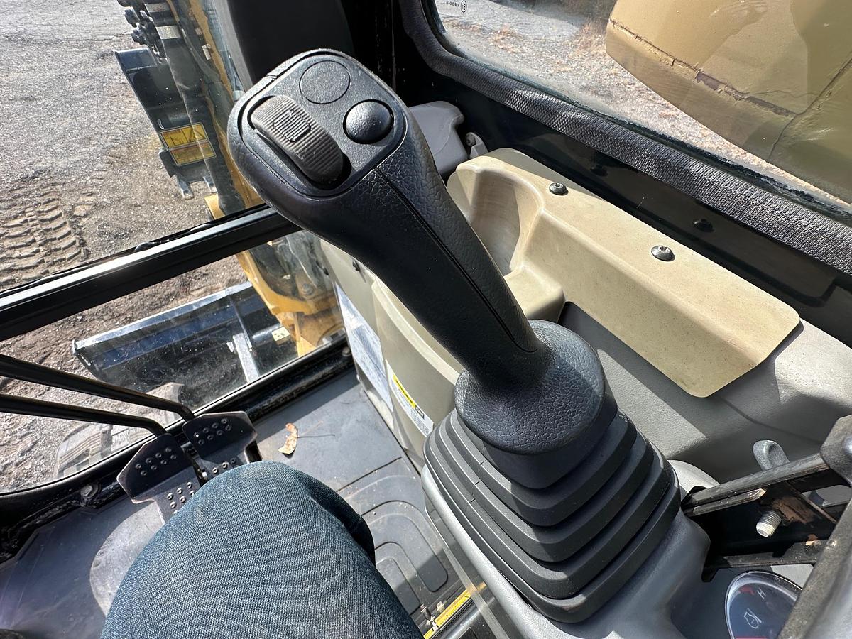 Used 2007 CATERPILLAR 304C CR