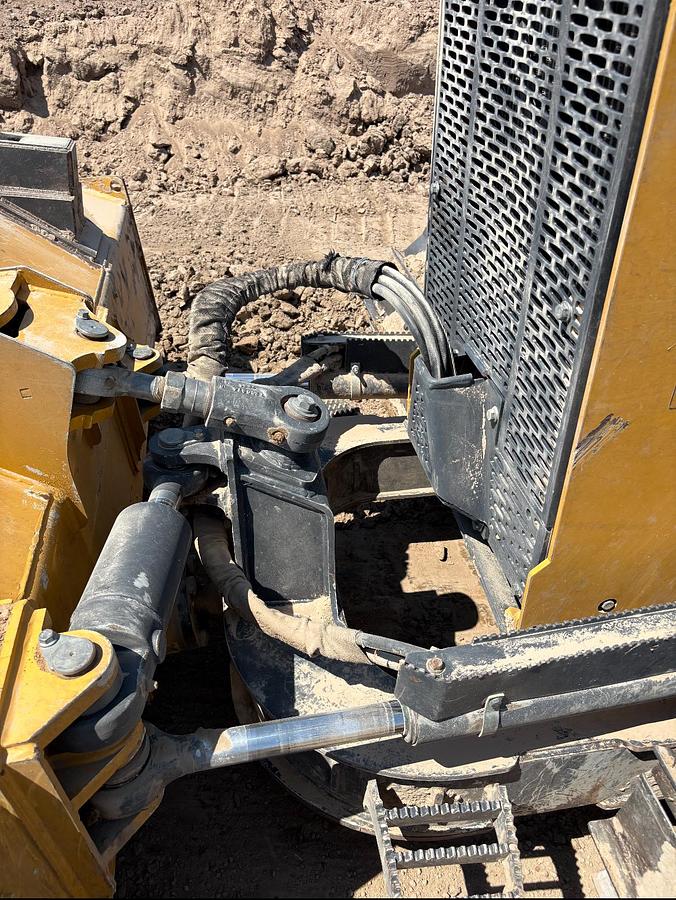 Used 2022 DEERE 550K LGP