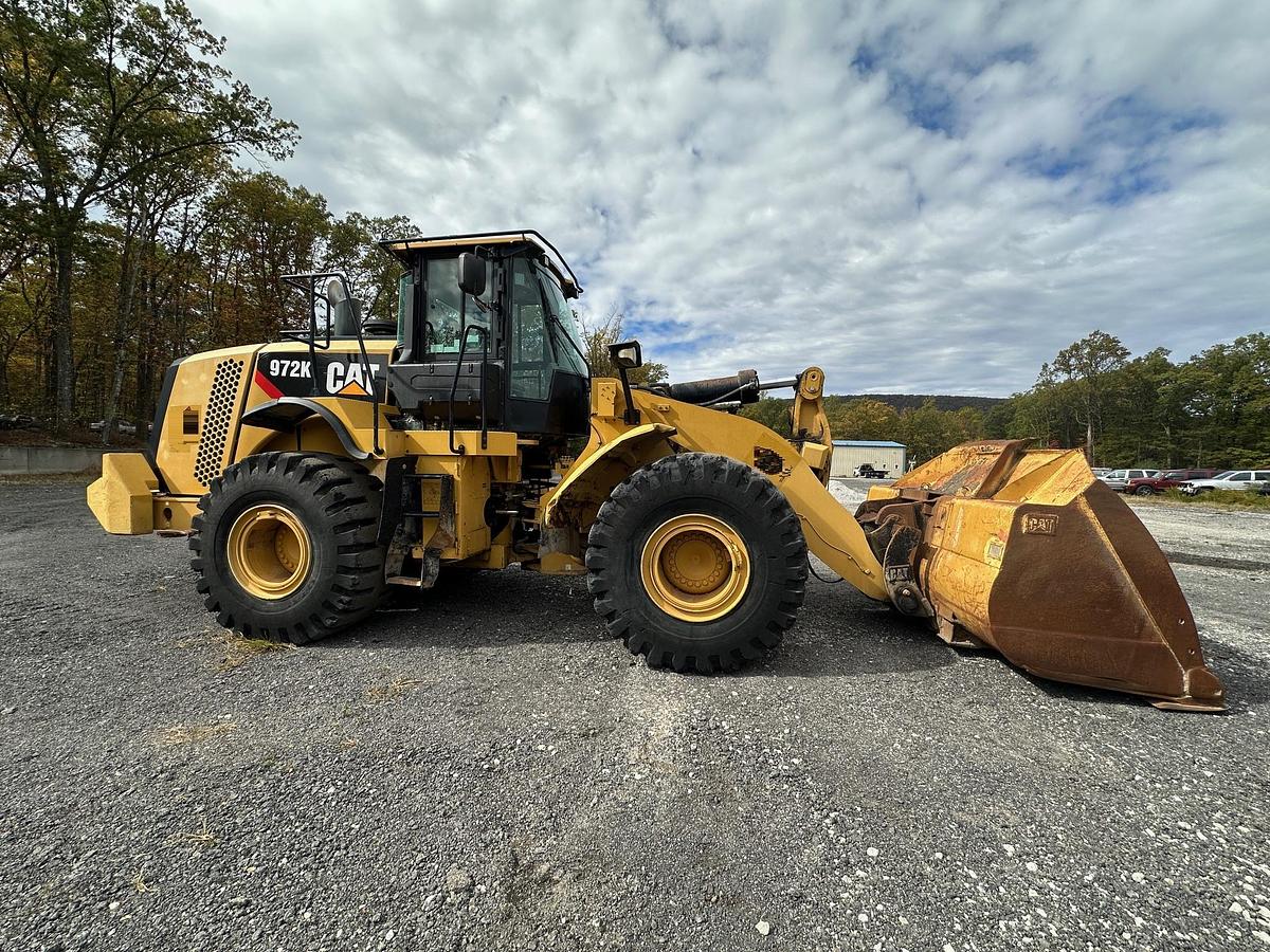 Used 2013 CATERPILLAR 972K