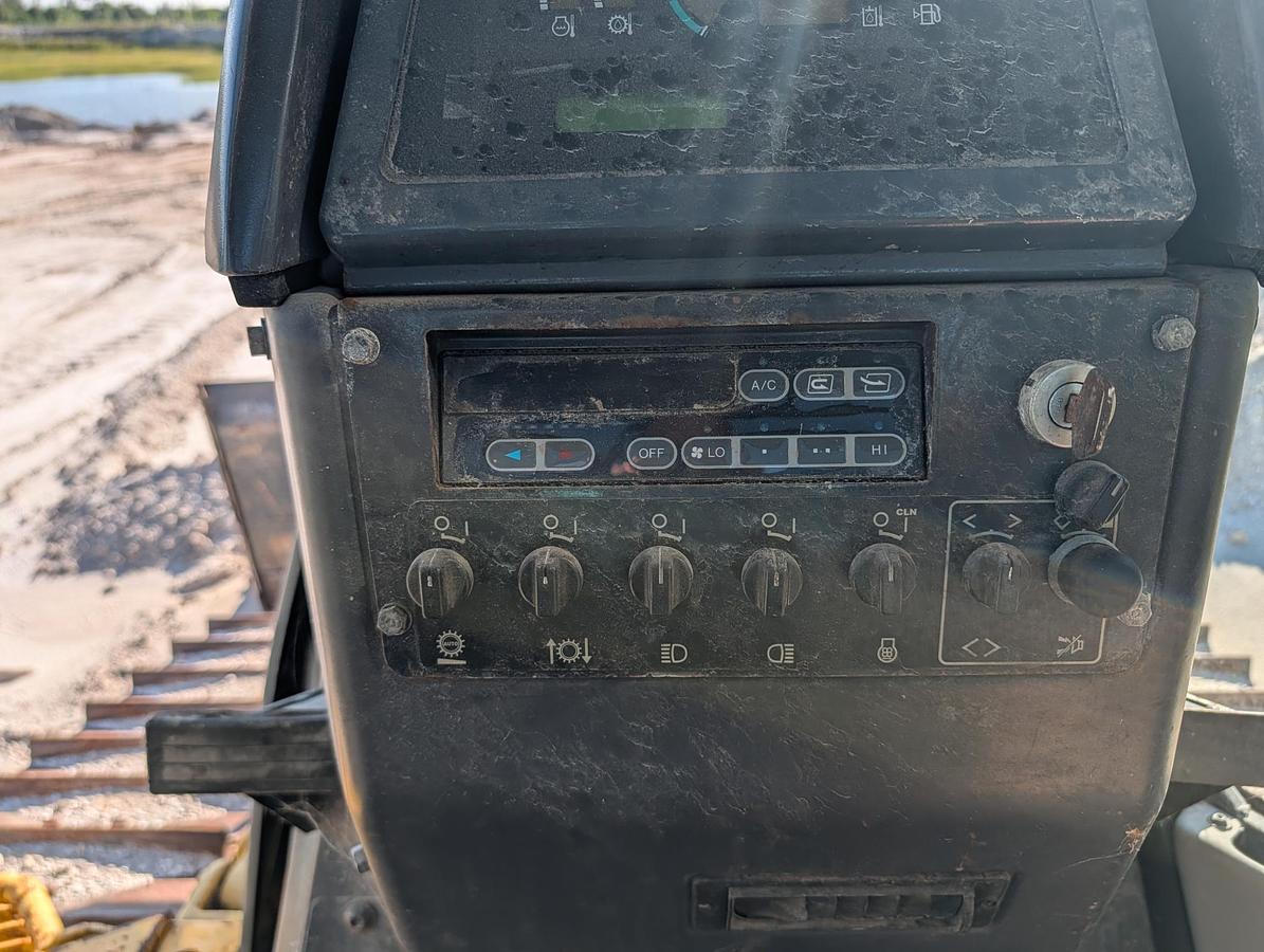 Used 2010 KOMATSU D61PX-15EO GALEO