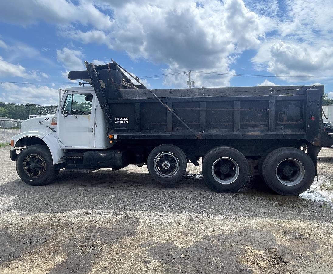 Used 1991 INTERNATIONAL F4900