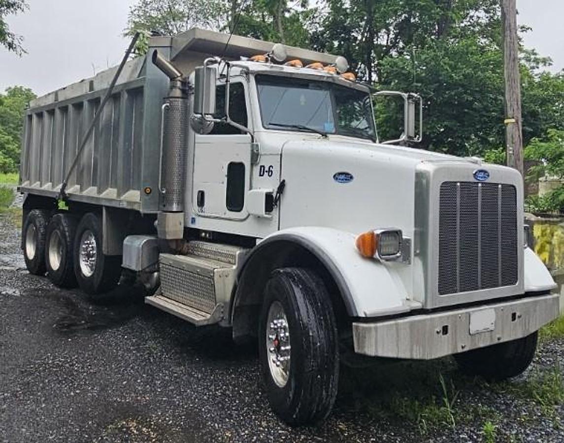 Used 2018 PETERBILT 365