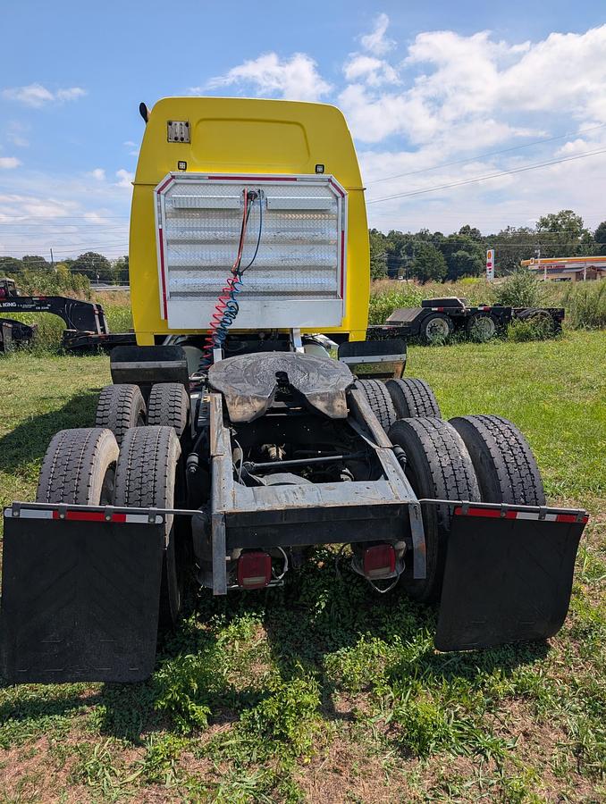 Used 2004 WESTERN STAR 4900