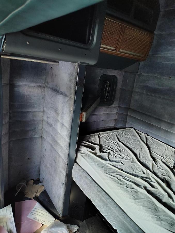 Used 1996 PETERBILT 379