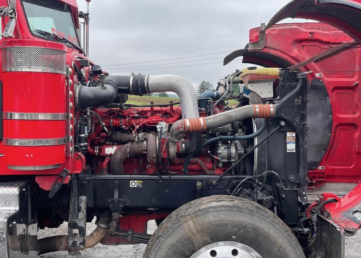 Used 2014 PETERBILT 389 L