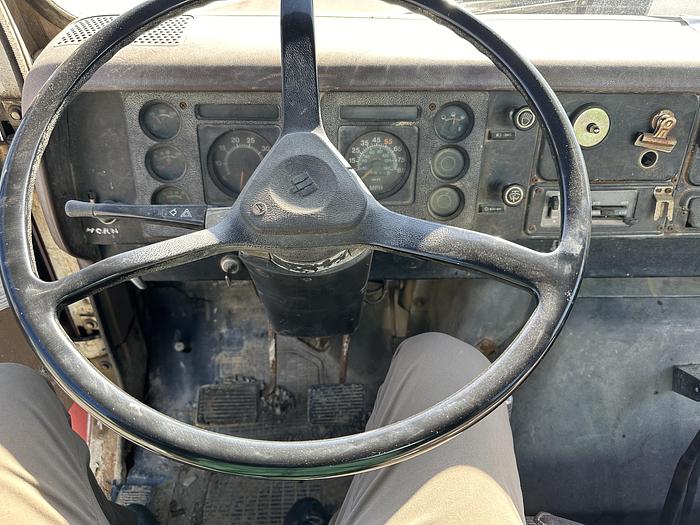 Used 1985 INTERNATIONAL 1954