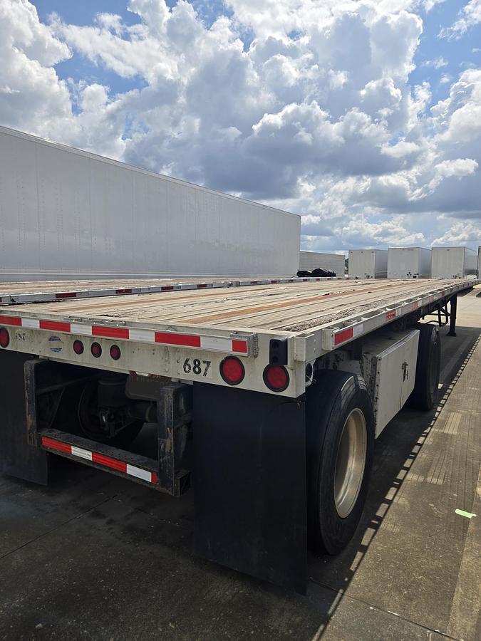 Used 2005 UTILITY 48 x 102