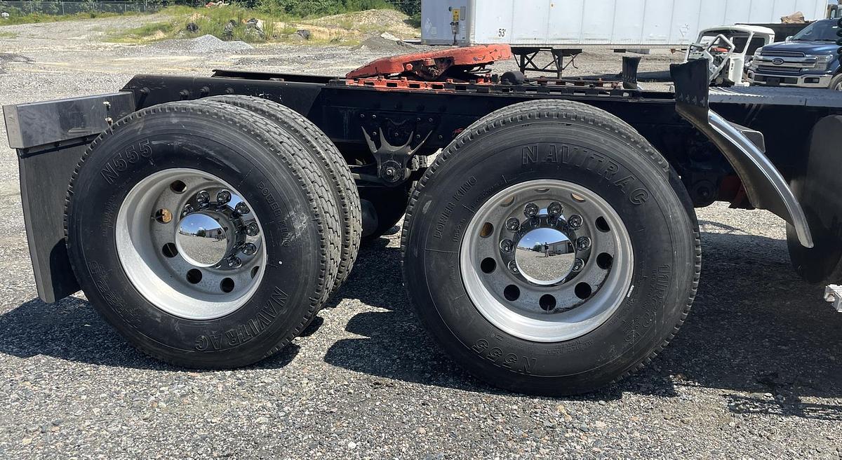 Used 2006 MACK CL733