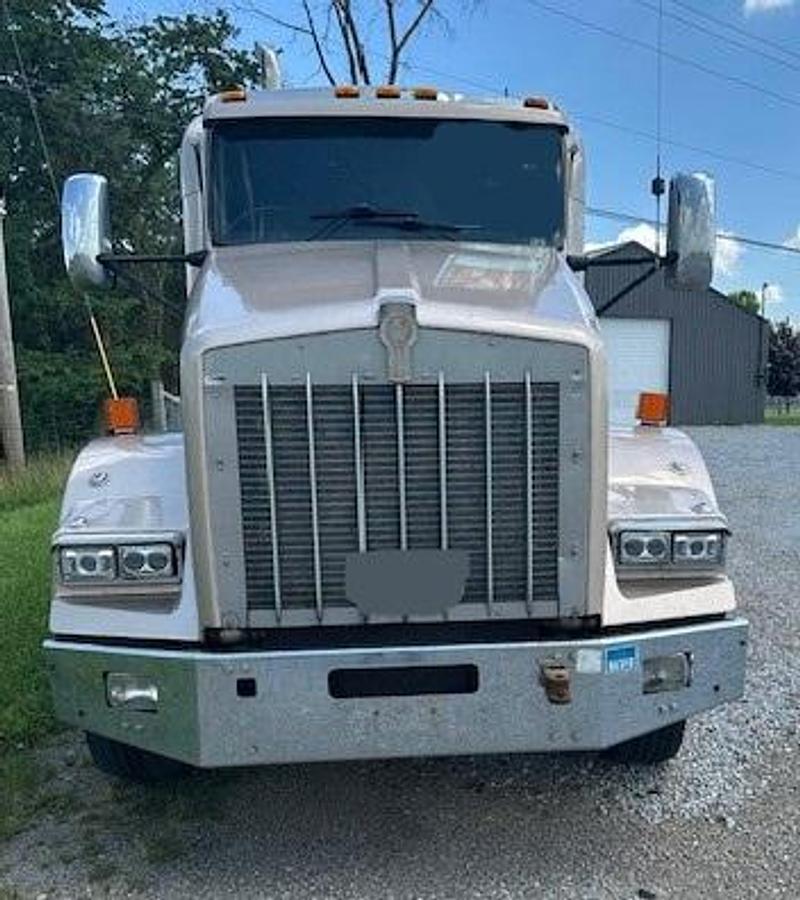 Used 2000 KENWORTH T800