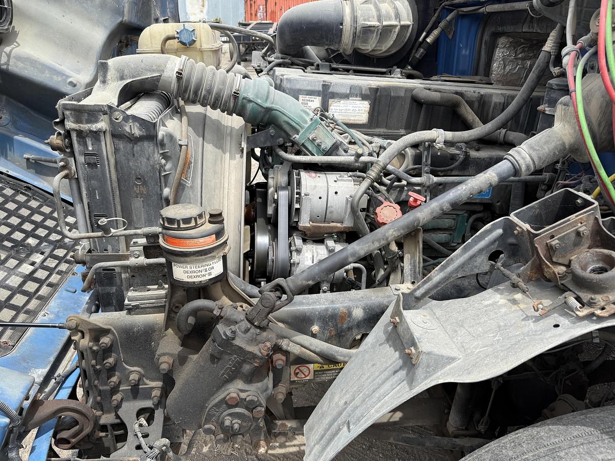 Used 2007 VOLVO VNM