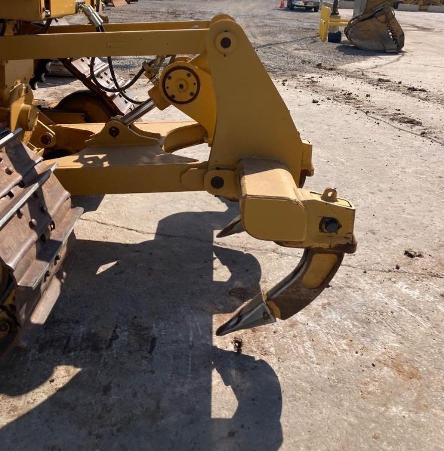 Used 2018 CATERPILLAR D6T XW