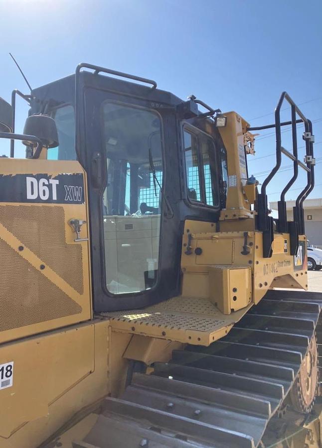 Used 2018 CATERPILLAR D6T XW
