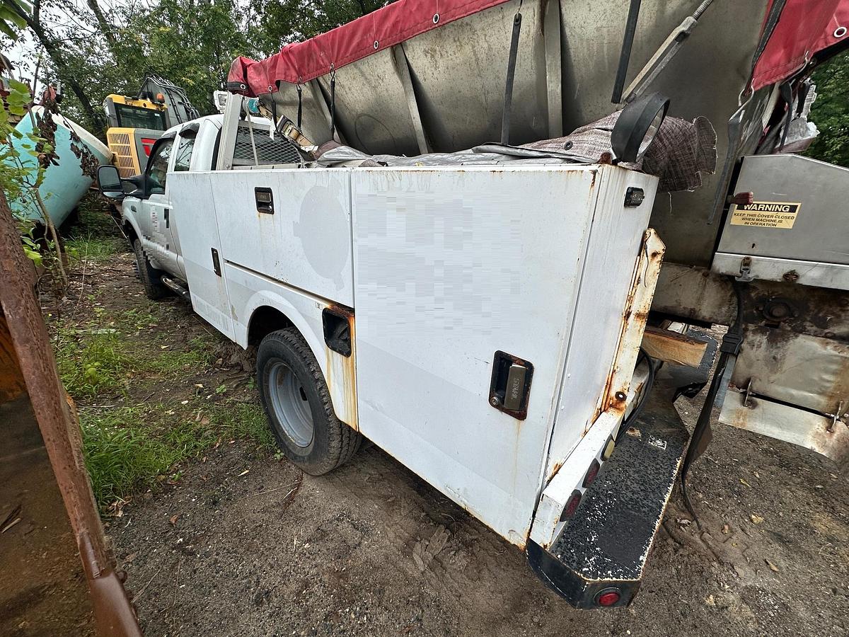 Used 2007 FORD F350 Service Truck