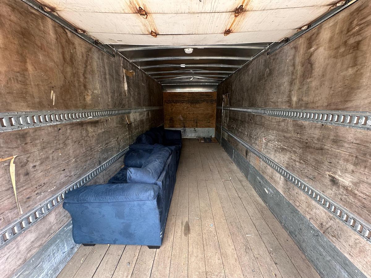 Used 2015 INTERNATIONAL 4300 24' Box Truck