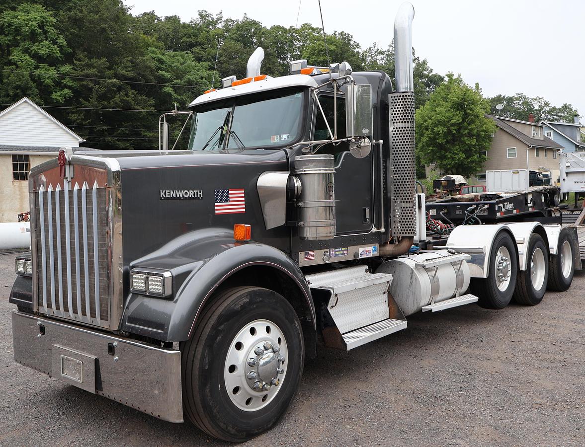Used 2008 KENWORTH W900
