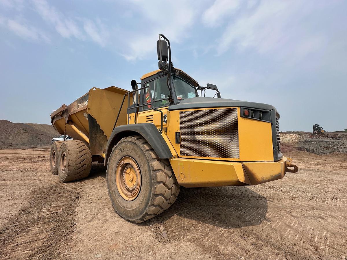 Used 2014 DEERE 460E Off Road Dump