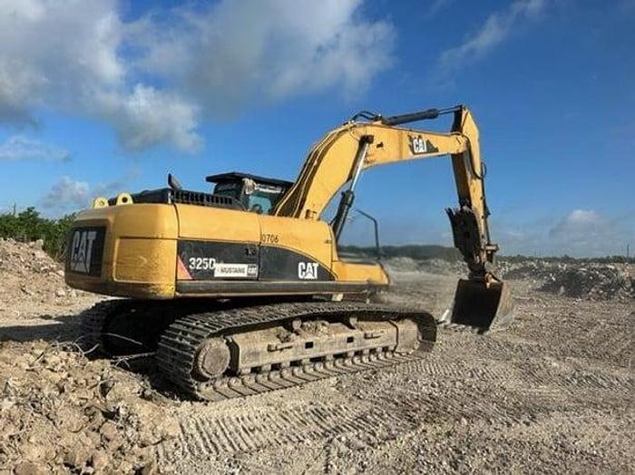 Used 2007 CATERPILLAR 325DL