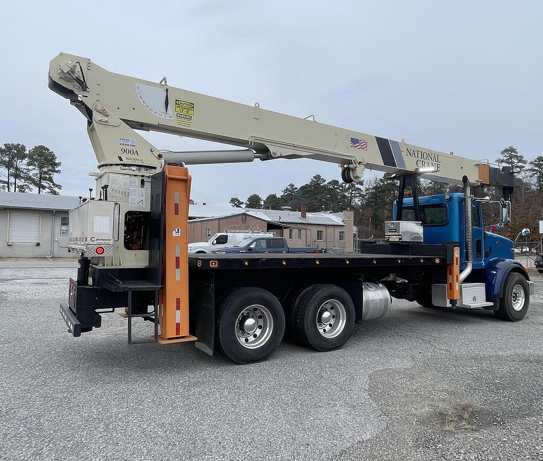 Used 2008 PETERBILT 365 Crane