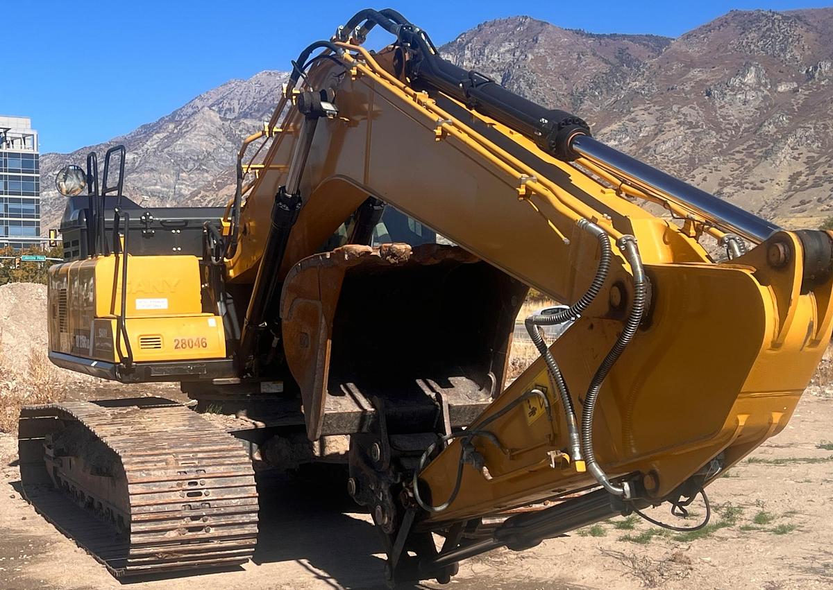 Used 2019 SANY SY215C LC