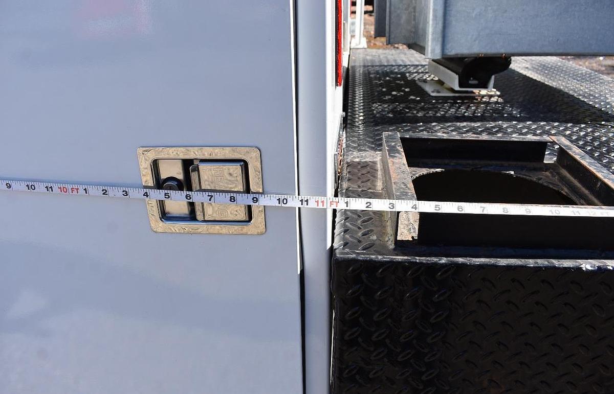 Used 2022 CHEVROLET 5500HD 4X4