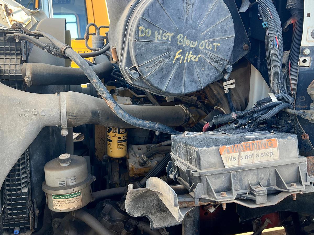 Used 2007 STERLING L7500 Water Truck