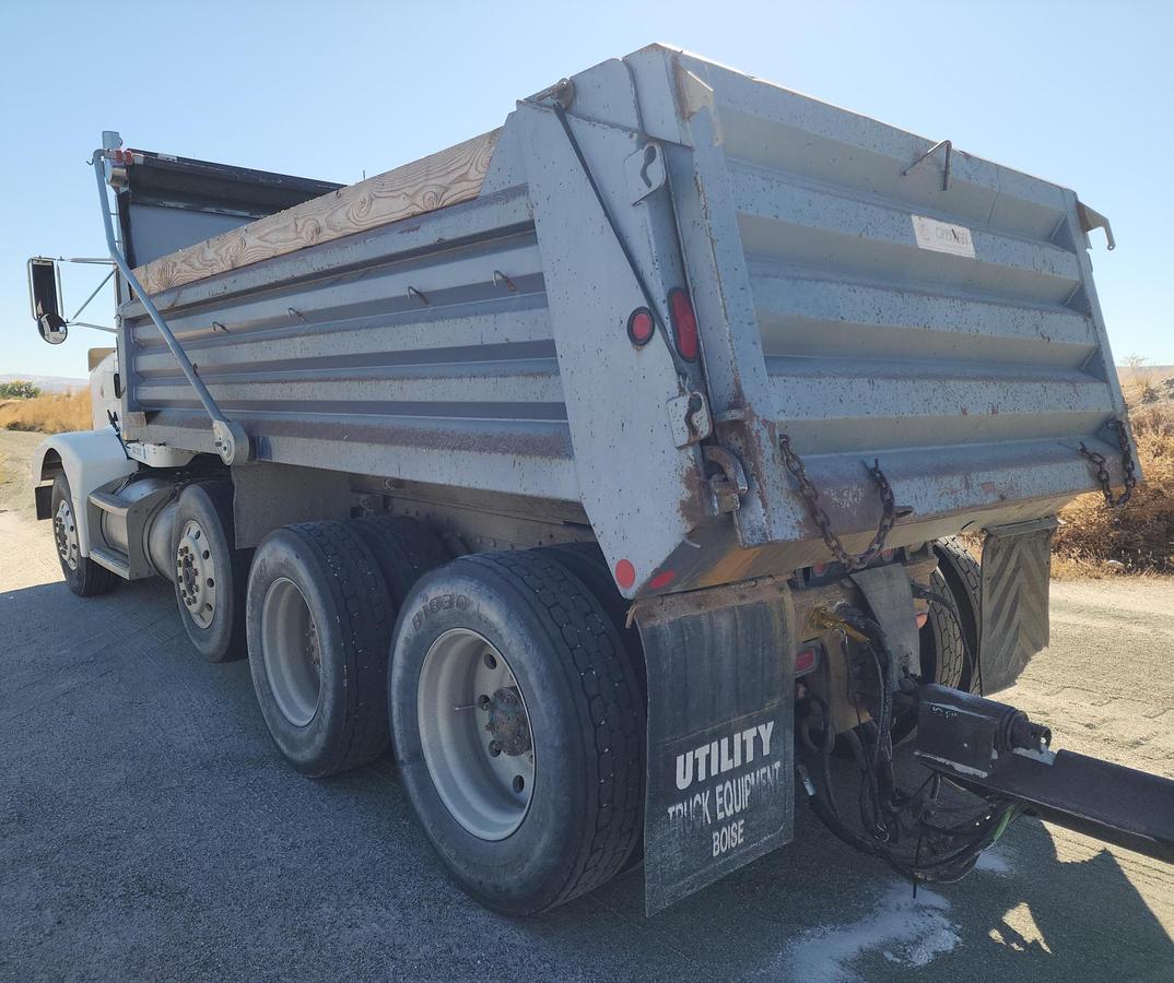 Used 1989 PETERBILT 377