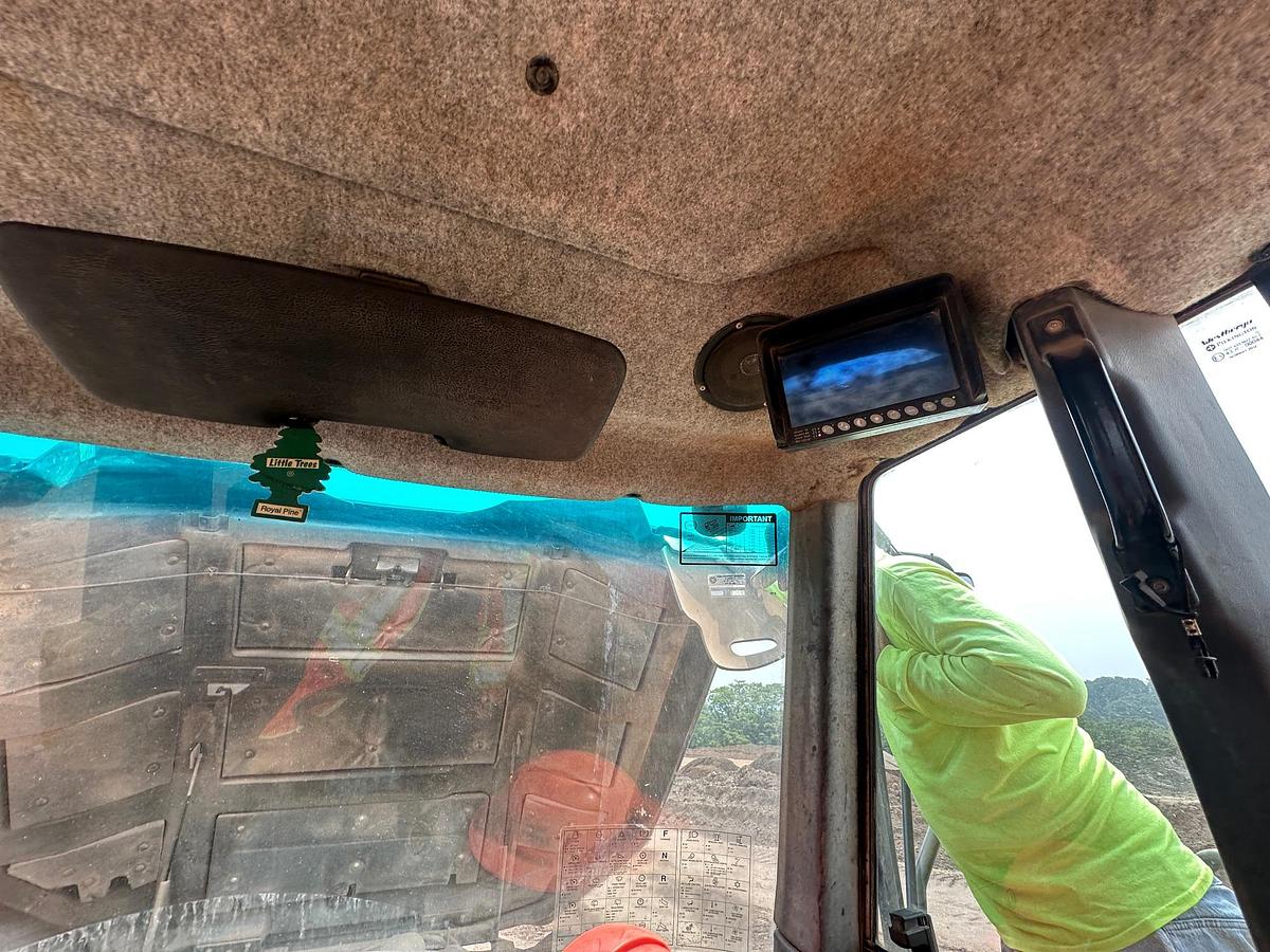 Used 2014 DEERE 460E Off Road Dump