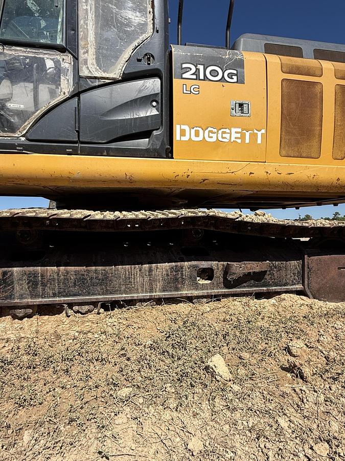 Used 2017 DEERE 210G LC