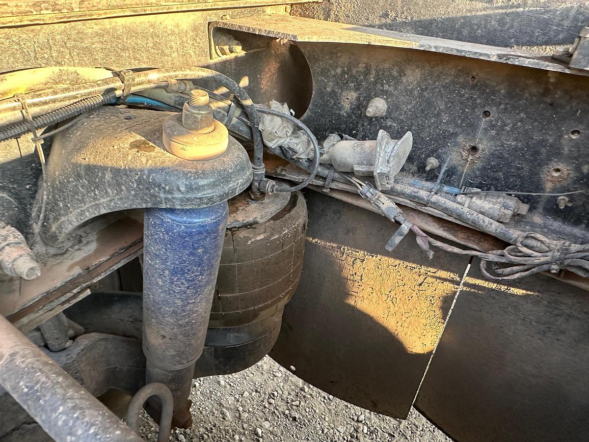 Used 2019 PETERBILT 389L