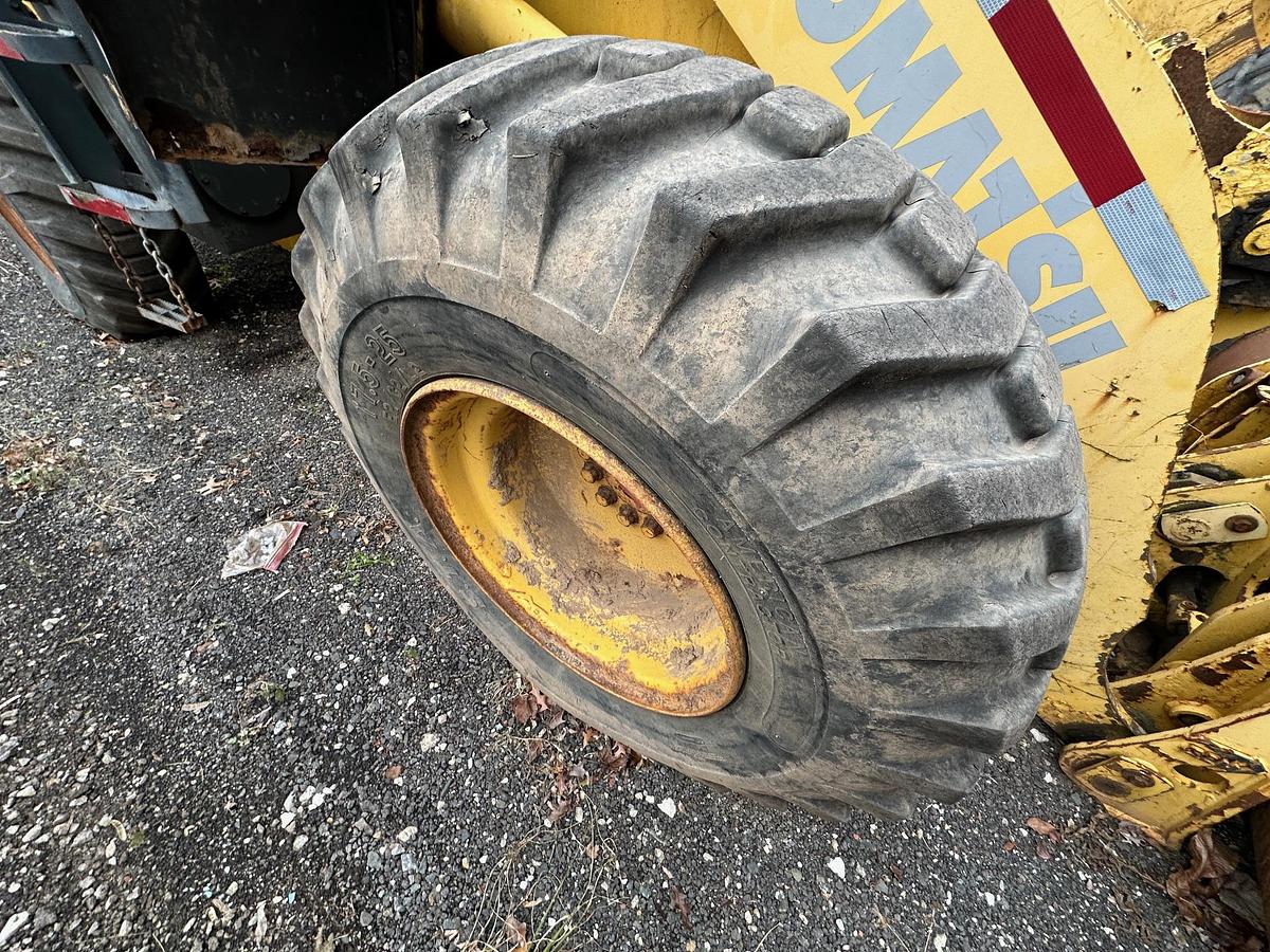 Used 2002 KOMATSU WA250-3