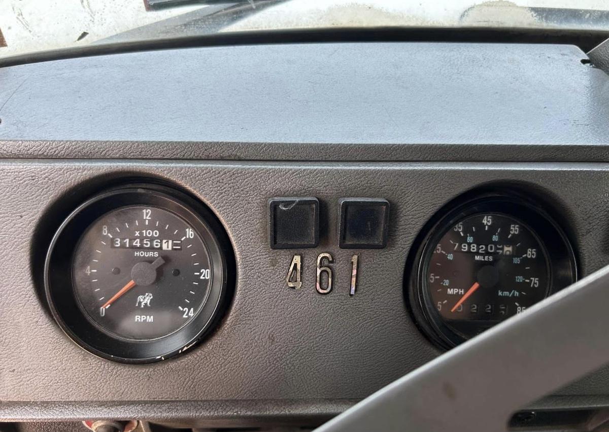 Used 2001 MACK RD688