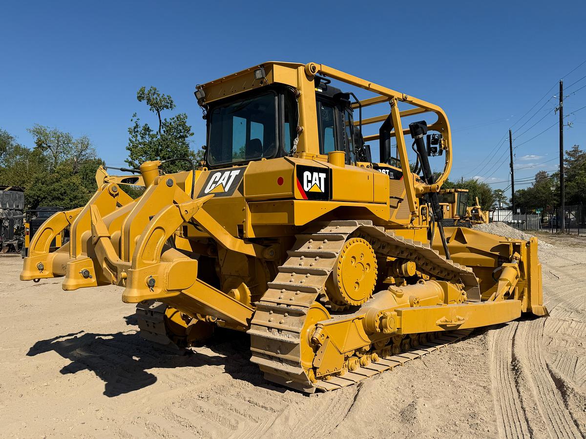 Used 2014 CATERPILLAR D6T XL