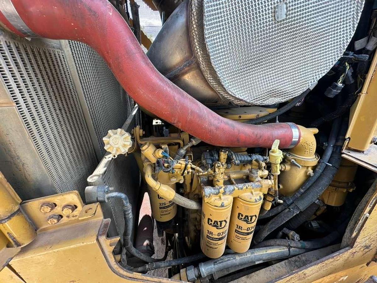 Used 2014 CATERPILLAR D6T XL