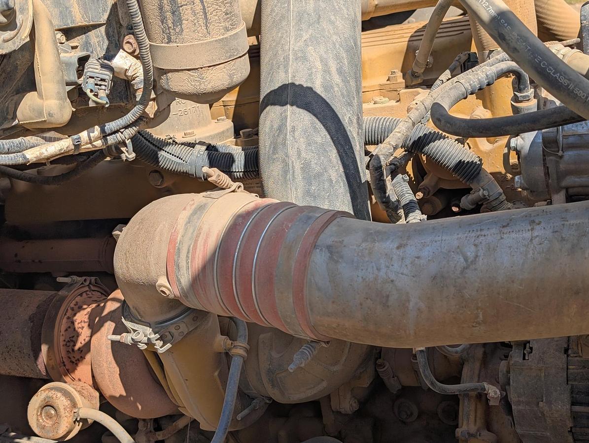 Used 2000 STERLING LT9500