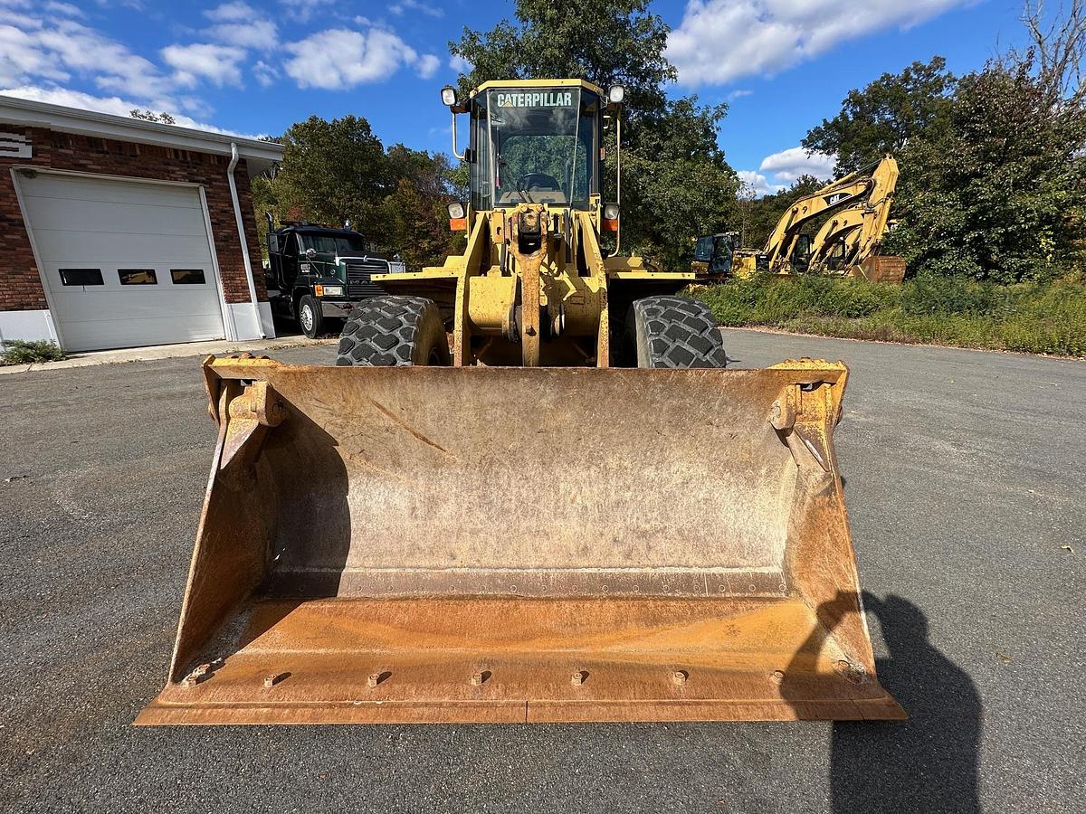 Used 1994 CATERPILLAR 938F