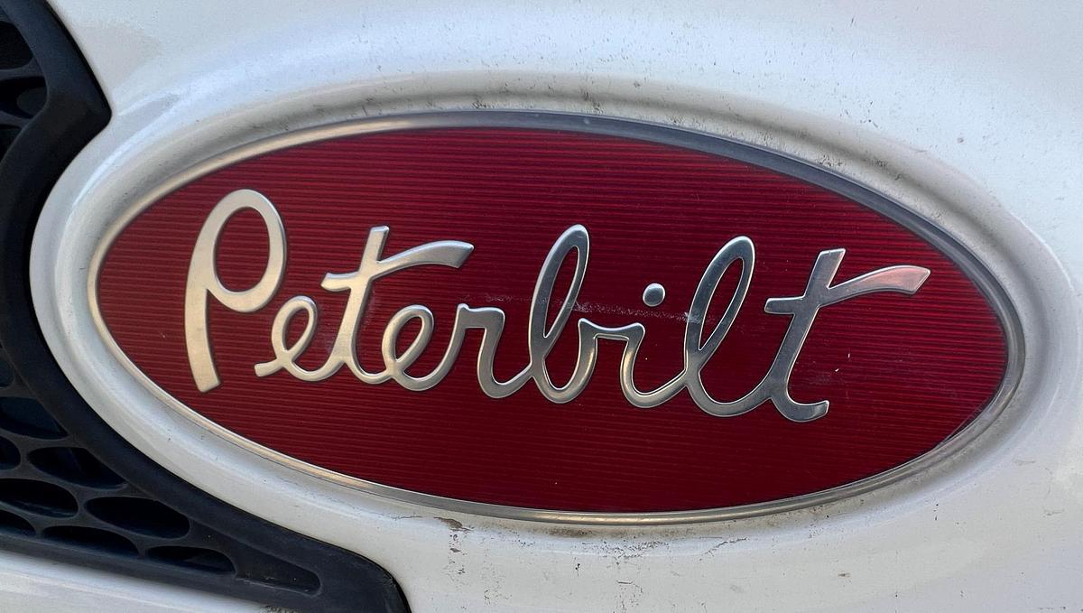 Used 2021 PETERBILT 579