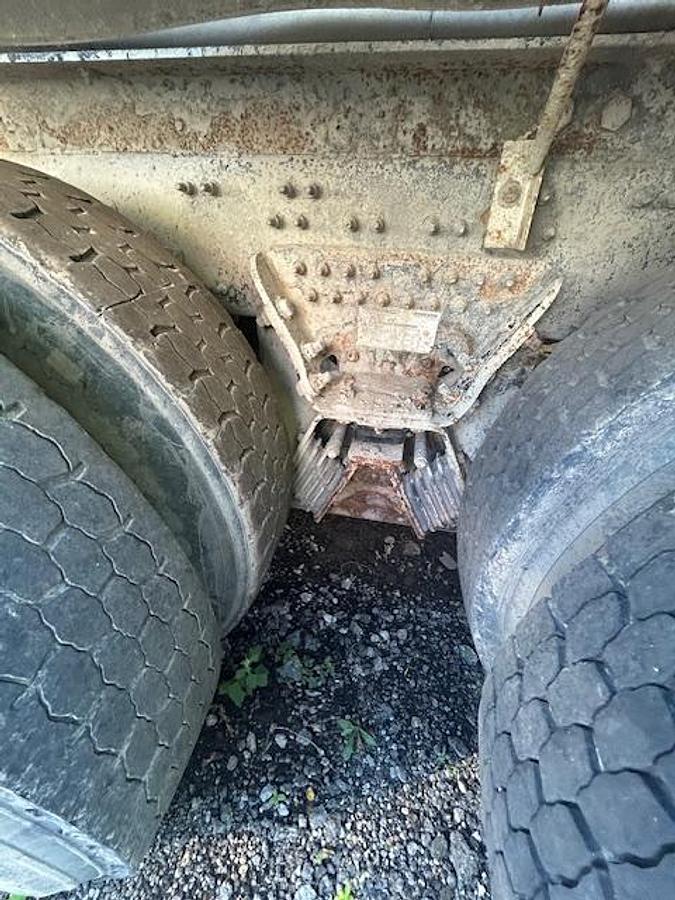 Used 2016 MACK GU713